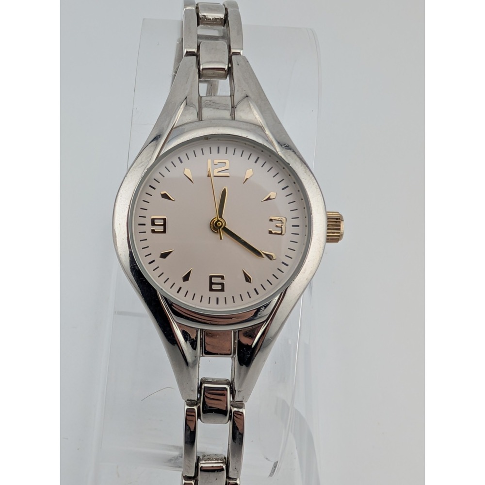 Time & Tru Watch Women 27mm Silver Case 7.25" Band- New Battery